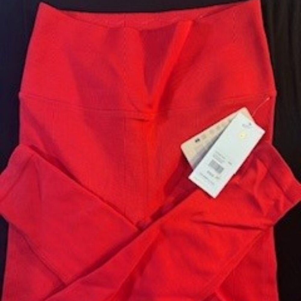 Spiritual Ganster Love SCULPT Leggings - RED NWT
